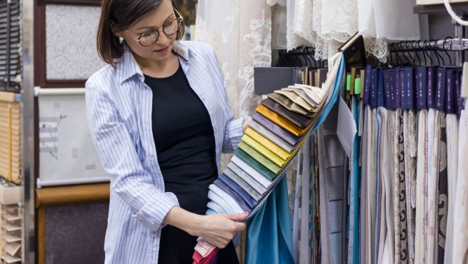 Differences between Oxford and Harvard: Texture, Weight, and Appearance