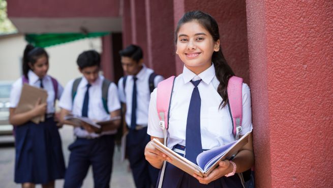 Tipos de Telas Ideales para Uniformes Escolares