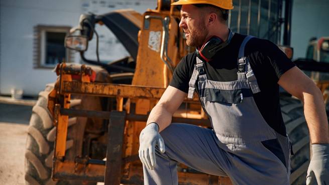 The Importance of UV Protection and Anti-Fluid Fabrics for Outdoors